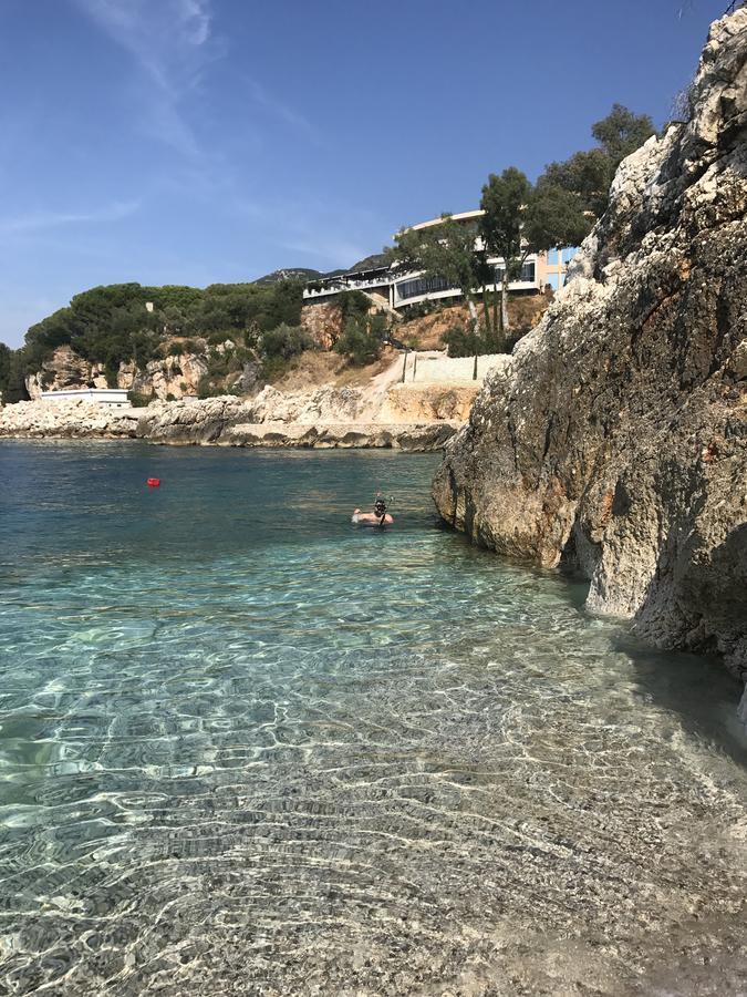 Sofia'S Holiday Apartment Vlore Ngoại thất bức ảnh