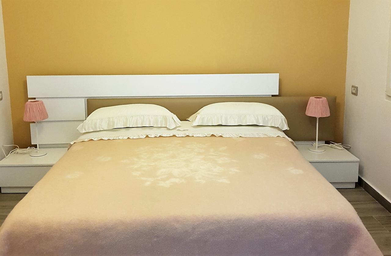 Sofia'S Holiday Apartment Vlore Ngoại thất bức ảnh
