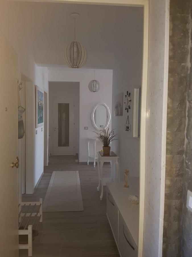 Sofia'S Holiday Apartment Vlore Ngoại thất bức ảnh
