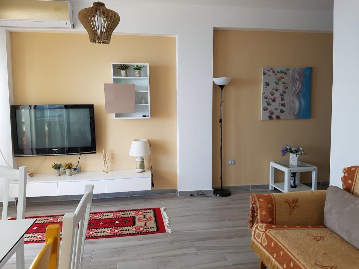 Sofia'S Holiday Apartment Vlore Ngoại thất bức ảnh