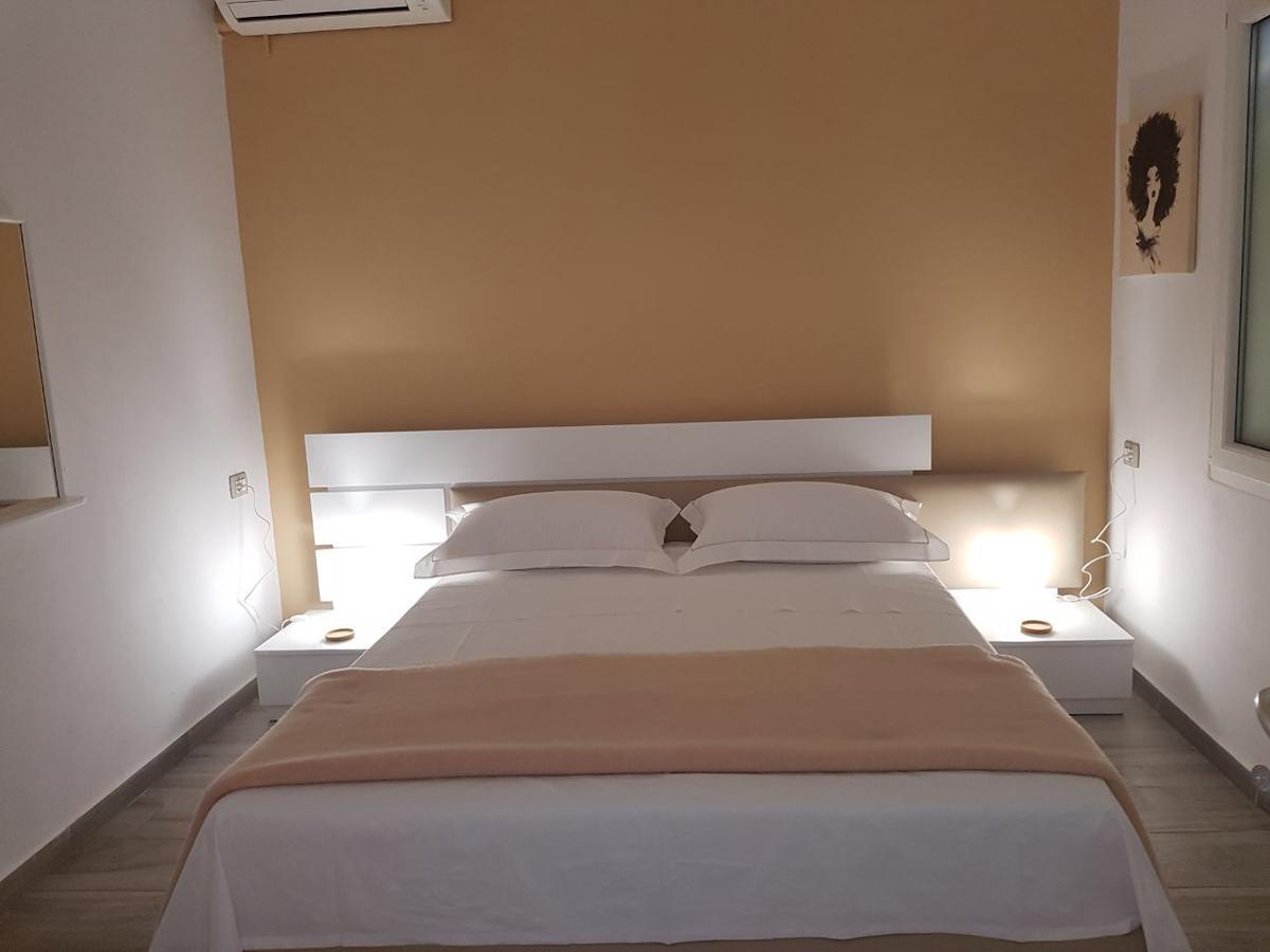 Sofia'S Holiday Apartment Vlore Ngoại thất bức ảnh